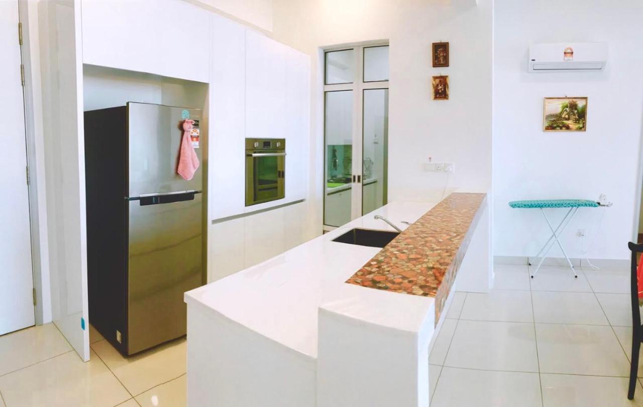 Luxury Seaview Family Suite By Little Cabin George Town Eksteriør bilde